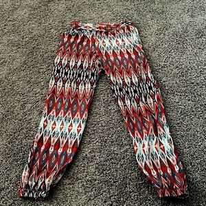 Aztecan design pants very light, very flowy and airy